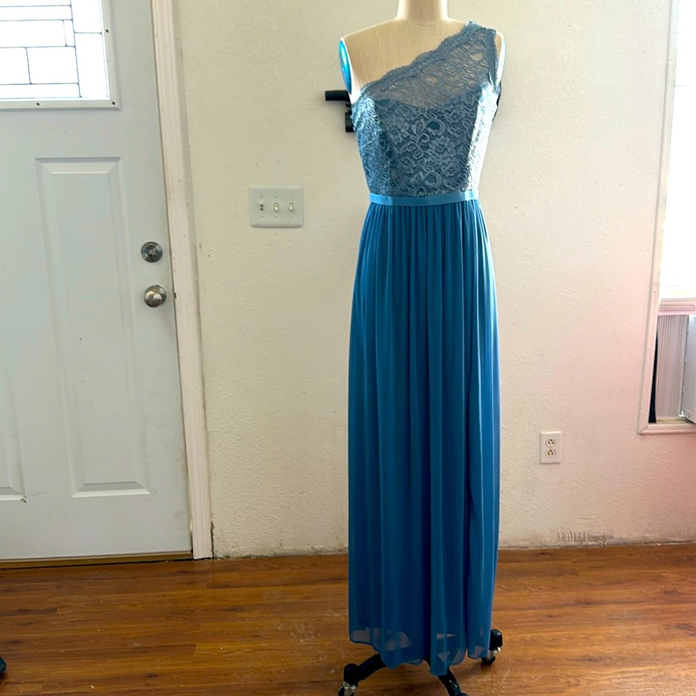 Very elegant dress